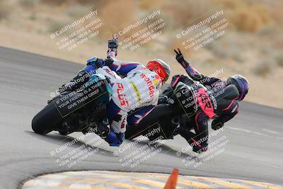 media/Dec-17-2022-SoCal Trackdays (Sat) [[224abd9271]]/Turn 10 Backside (120pm)/